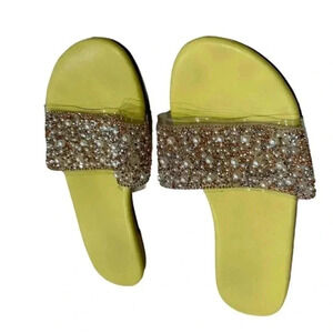 Yellow beaded embellished flip flop slides women’s shoes size 39 EU 8.5 US